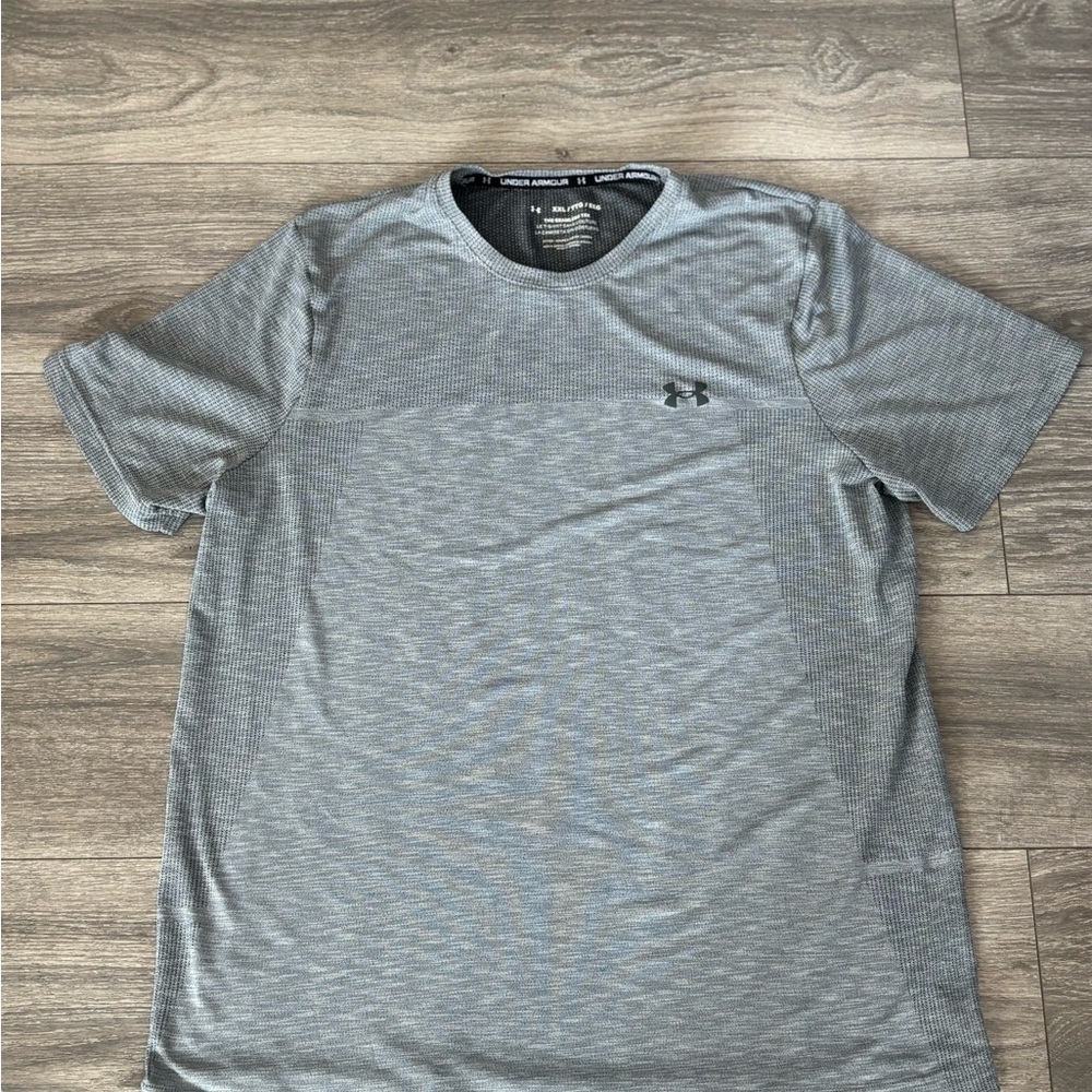 Under Armour The Seamless Tee Gray Heather XXL Fitted Performance Used